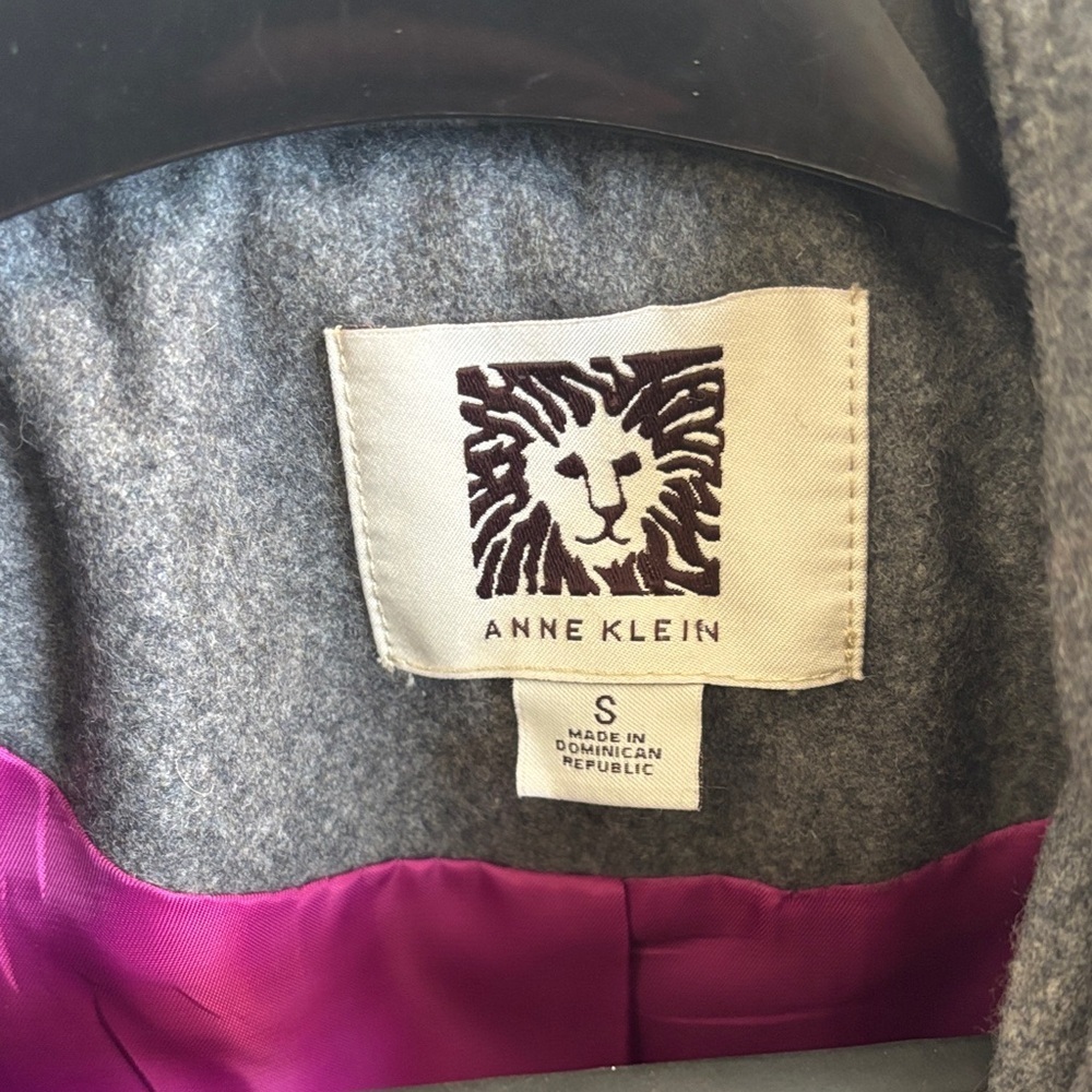 Anne Klein Gray Jacket with Purple Interior - Picture 2 of 4